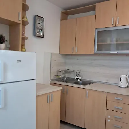 Aerodrom Apartment-top Pick For Digital Nomads Daire *