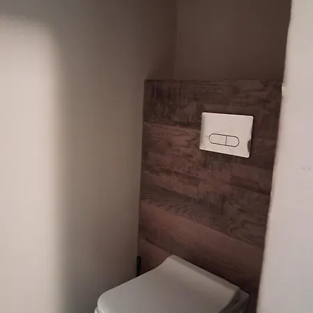 Daire Aerodrom Apartment-top Pick For Digital Nomads *